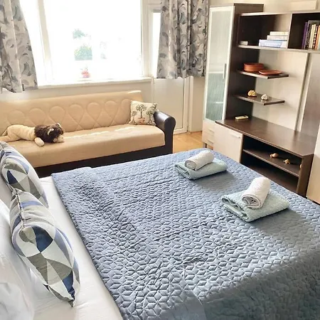 Alonia - Your Shelter By The Park And * Burgas