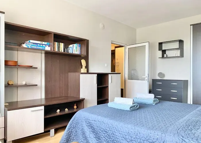 Apartamento Alonia - Your Shelter By The Park And